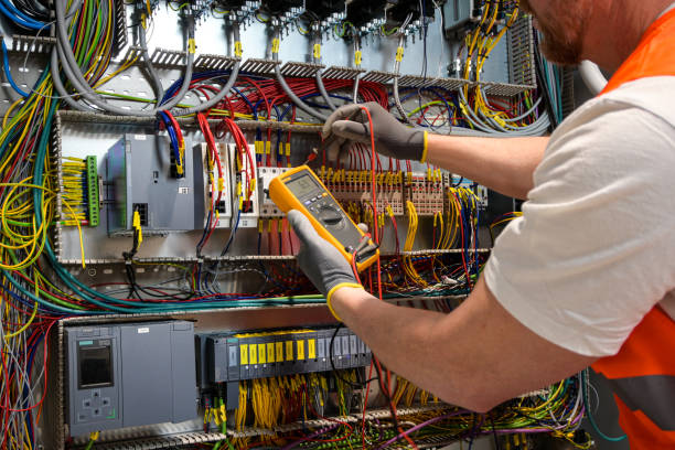 Best Affordable Electrician  in Lockhart, TX